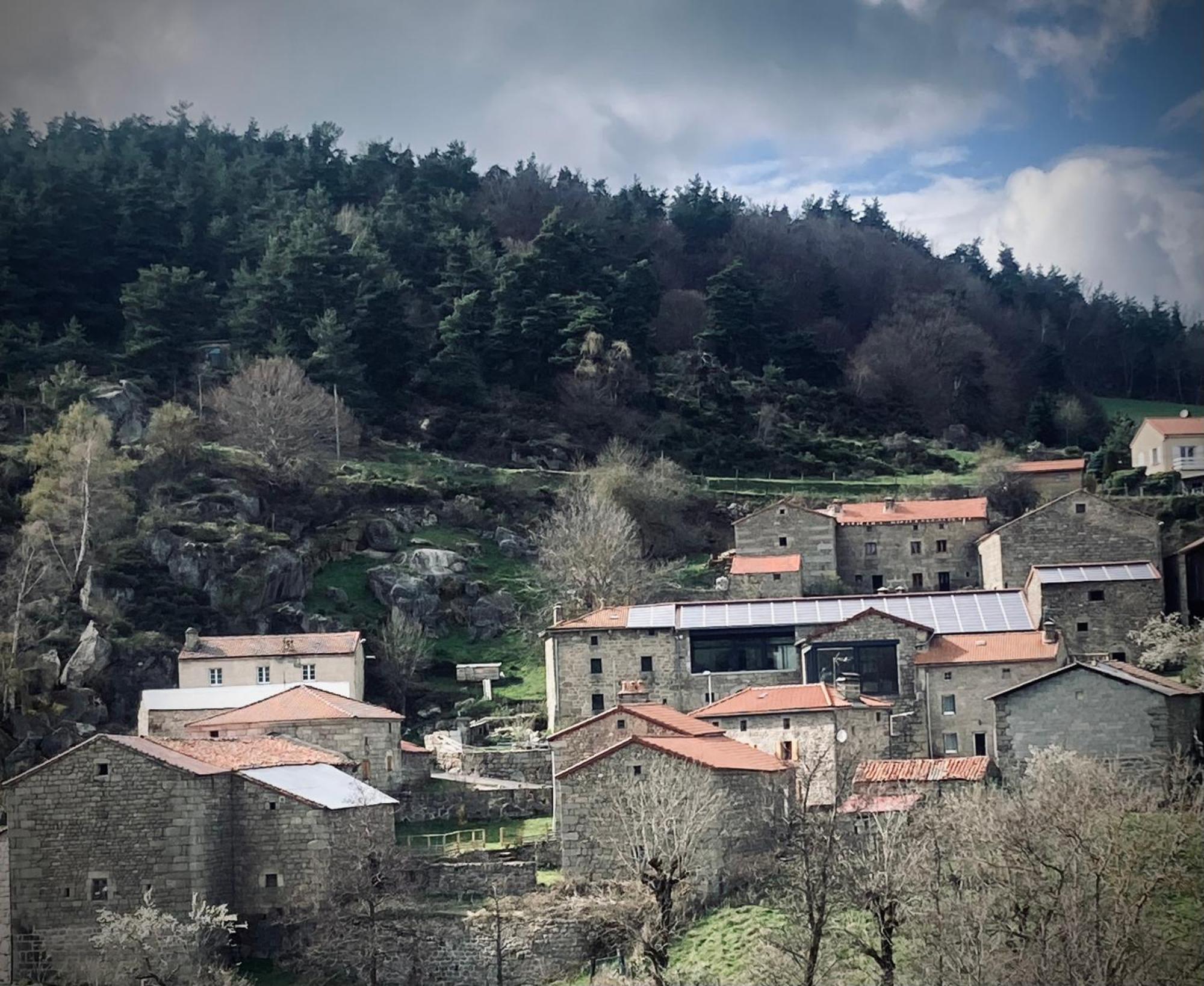 Chambres Et Tables D'Hotes - Les Ateliers De Pontajou - Pelerin Navette Gratuite A Saugues Venteuges ภายนอก รูปภาพ